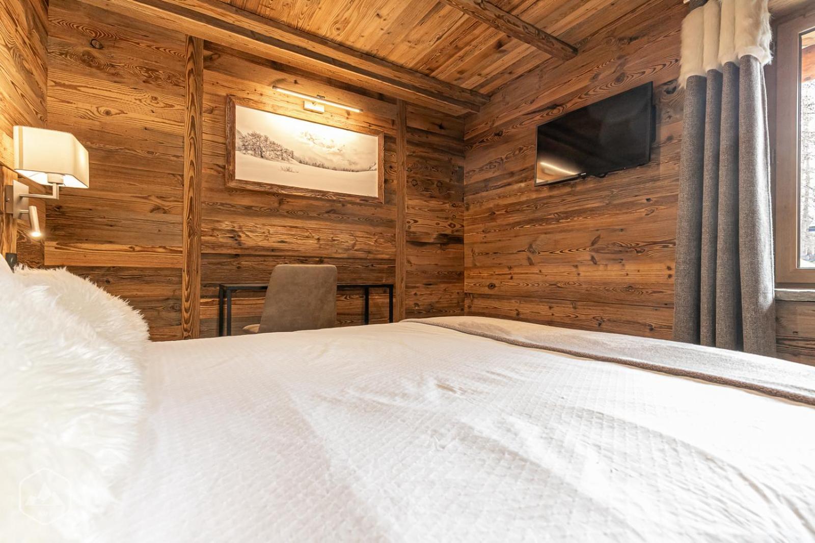 Chalet Les Cocales Residence Sejour Et Nuitees B&B - Appartement Pin Cembro Bessans Exteriér fotografie